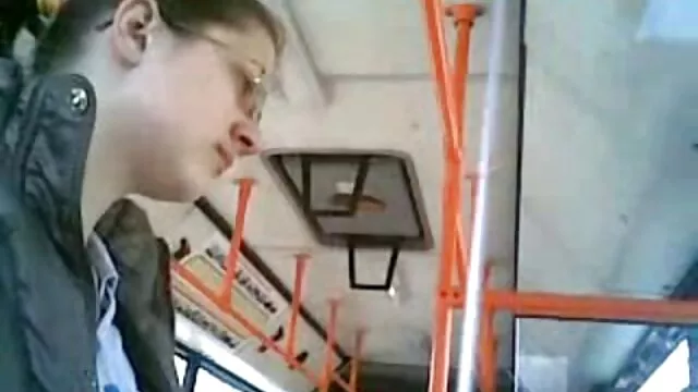 Juggy szőke Devon Lee lesz neki áttört punci öregek basznak hátulról szar
