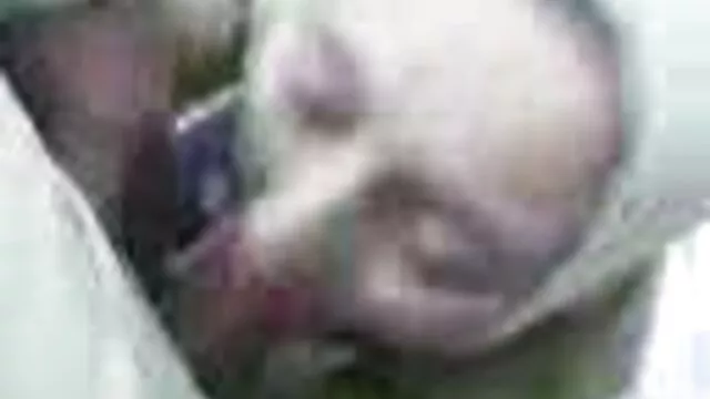 A perverz japán nővér, szájba spricc Mio Kuraki szopást ad egy kanos betegnek