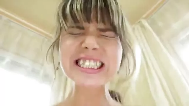 Kis csisztu zsuzsa szex video cici szexpot Momo Sakura ujját szar borotvált puncilyukba