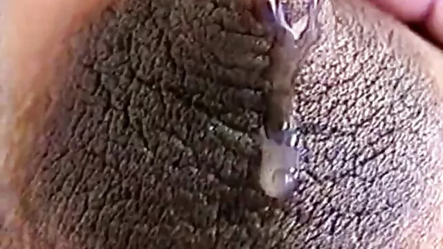 Szexi és perverz szőke hajú tetoválásos szajha finom szúrást segbe baszás fúj