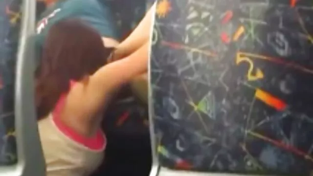 Az imádnivaló csaj Carter Cruise kanos masszőrrel sex fimek szeretkezik
