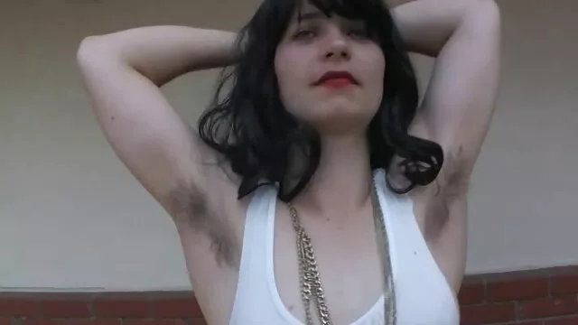 A szexfilm online dohányzó Morgan Lee Jessy Jonesnak adja a fejét, és kutyus stílust kap