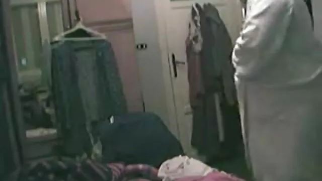 Két testvér pornó videók léha csaj Autumn és Lavender édes puncit eszik